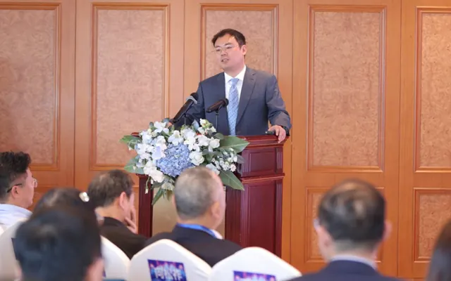 闽台画家同心传文脉!陈云新著《弘扬中国画的传统精神》出版 引爆中国画传承热议