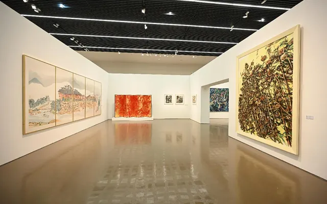 5年30场大展累计400万观众,一座美术馆重塑上海滨江文化图景